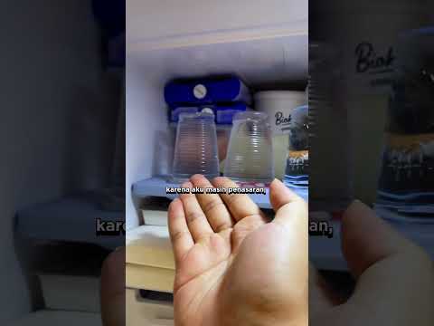 AIR MINERAL GELAS BISA JADI ES DALAM SEKEJAP DI DALEM FREEZER?! KOK BISA?