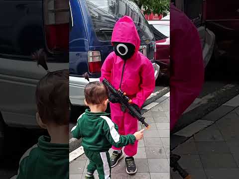 Baby456 melumpuhkan Kids Pink Guard 🥰😍 #squidgame #squidgame2 #cosplay #shorts #viralvideo