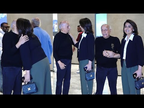 Neetu Kapoor CUTEST Moment With Mahesh Bhatt at Black Warrant Screening