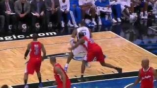 02.06.2012 - Dwight Howard Reverse 2-Hand Dunk vs Clippers