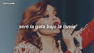 Rocío Dúrcal - La Gata Bajo La Lluvia (Letra)