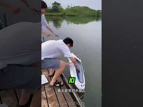 Ronaldolu Elektrikli Bot Suda Bile Bozulmadı 😱🚤