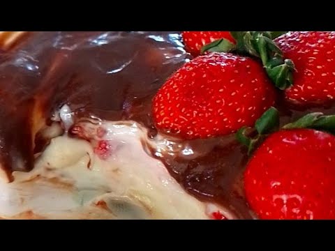 Bombom de Morango na Travessa: Fácil, Rápido e Delicioso! 🍓🍫