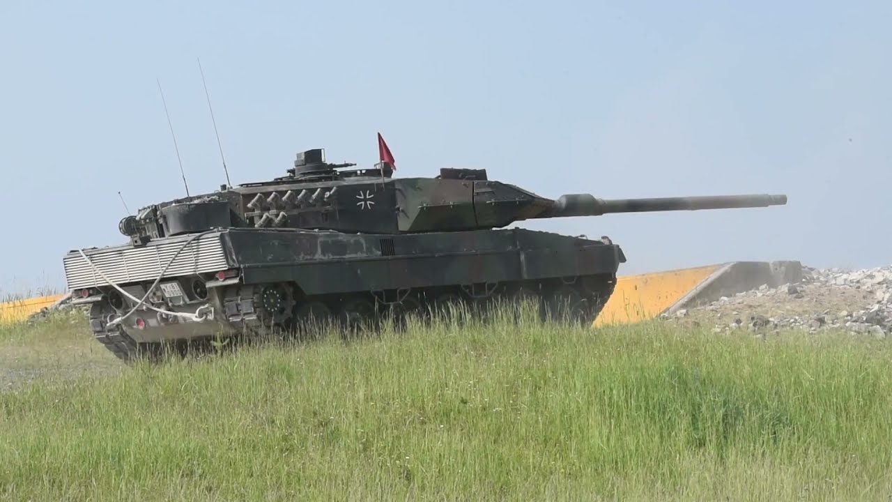 Tanks • Armoured Vehicles • Put through their Paces Tanks • Armoured Vehicles • Put through their Paces
