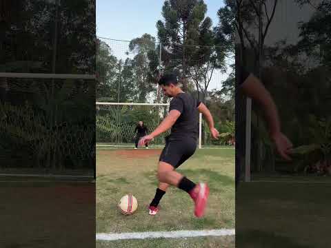 ISSO NÃO É AQUECER O GOLEIRO