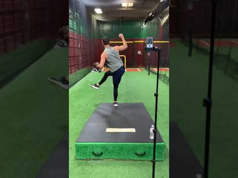 NY Yankees Prospect Throws Plyo 100 MPH