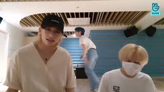 V LIVE✨ジニ、ピリ、ビニ、イエニ、ダンス❤
