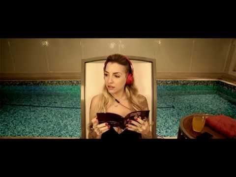 Charlie Brown Jr. - Rock Star (Clipe Oficial)