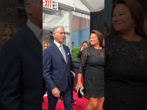 ๐Pierce Brosnan and wife โฃ๏ธ #glamour #celebrity #piercebrosnan #shorts