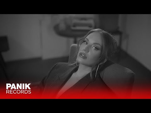 Ανδρομάχη - Άκου Λόγια &nbsp;- Official Music Video