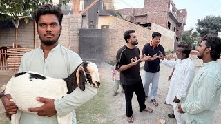 Dodh Wala Apny Abu Ko Le Aya😰 Hmari Bkri Waps Kro Larai Hogai😡