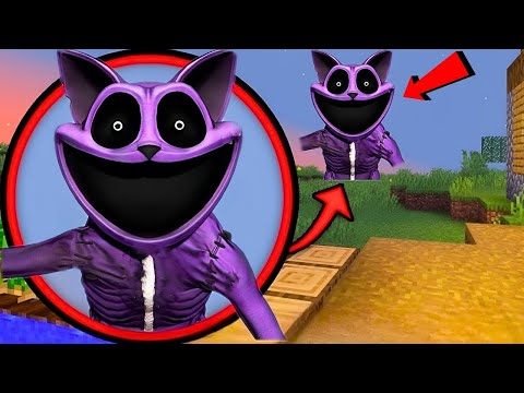 Surviving the Lunar Moon Nightmare 😱 Spooky Minecraft Maze Challenge