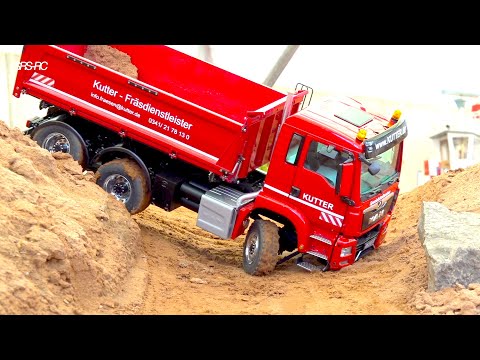 AWESOME RC TRUCK AND CONSTRUCTION SITE ACTION// MAN RC TRUCK STUCK// KOMATSU DUMPER & PC490 DIGGER