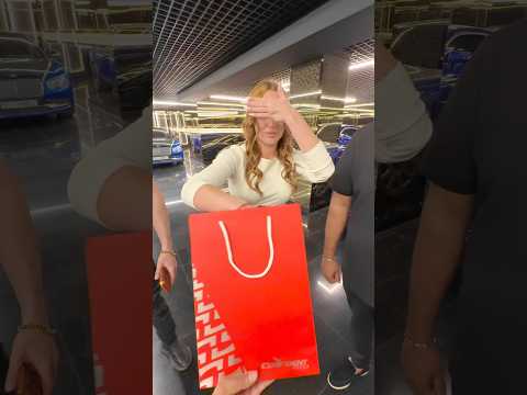 PICK CAR KEY FROM THE BAG WHILE EYES CLOSED