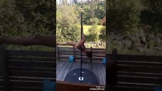 Claudia beim Pole Dance Workshop