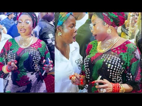 Fans Challenge Lizzy Anjorin on the Dance Floor as She Dances Like Never Before At Pasuma Show