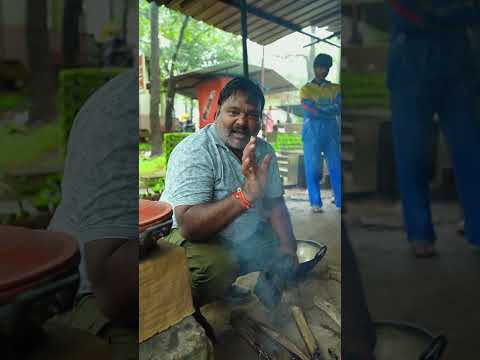 Barish Ke Mausam Mein Tastydaar Chicken Curry 😋 #shorts #chickencurry #jungle