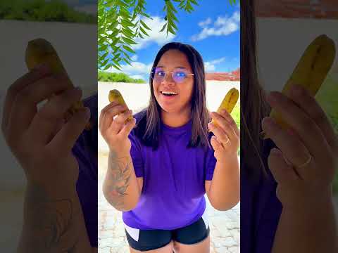 Ele quer duas bananas !