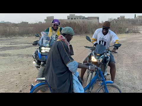 Le Fou Woroli, Boua Ladji et les cambrioleur pour sauvé sa femme Maïni