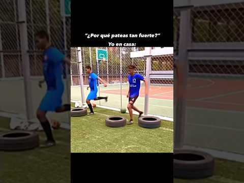 "ยฟPorque pateas tan fuerte?" โ ๏ธ #futbol #memes #football #funny #mexico #argentina #humor #parati