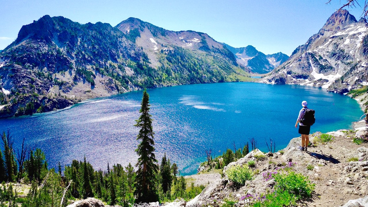 Hiking 70 Miles Alone on the Sawtooth Loop Trail in Idaho
