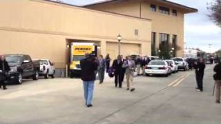 LSU loading the bus