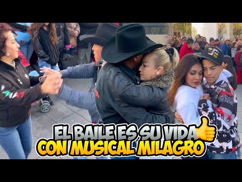 Así se baila en Chihuahua ❤️ con @musicalmilagroofficial 🎵🎹🤠