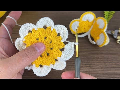 üç boyutlu kolay tığ işi kelebek 🦋 yapılışı #crochet crochet