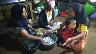 Beberes rumah lanjut bikin cilok 