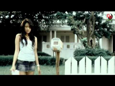 Andra And The Backbone   Tunggu Aku Official Music Video