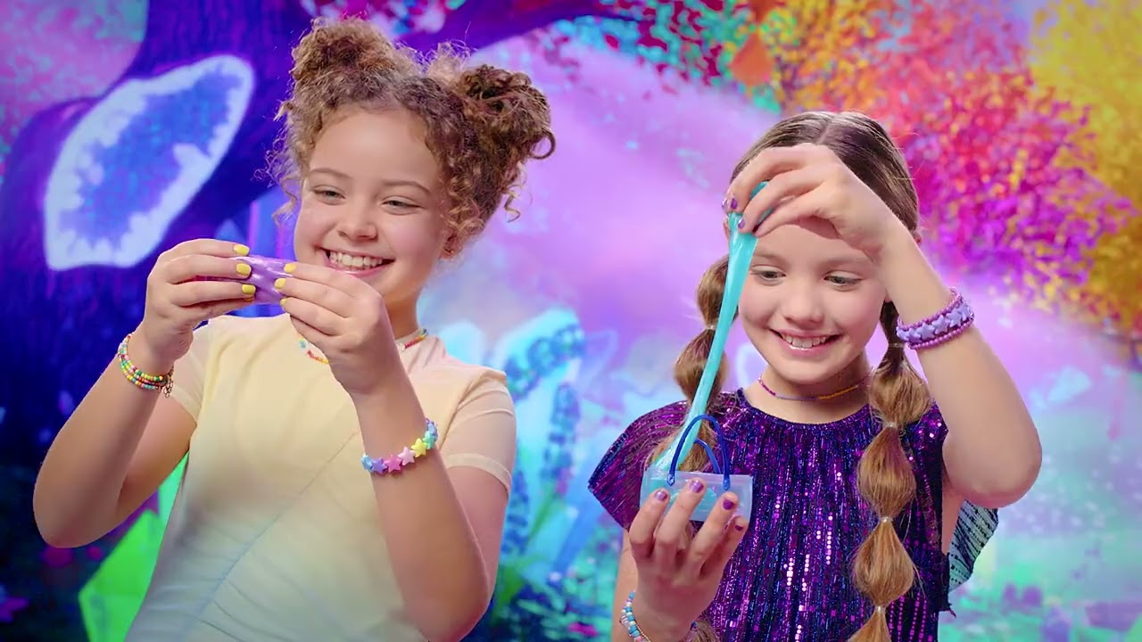 Кукла Rainbow High Classic Джейд Харисон с аксессуарами - видео