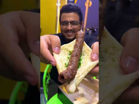 لو المطعم معجبكش اتخانق معاهم 😎