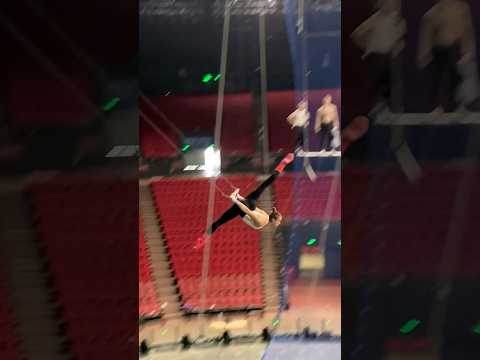 very cool line and dangerous work😍❤️🤯🔥 #split #aerial #gym #circus #flip #acrobatics #circus