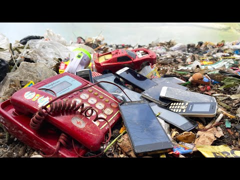 Restoration of old phone from garbage burning , Find a lot of phones on fire