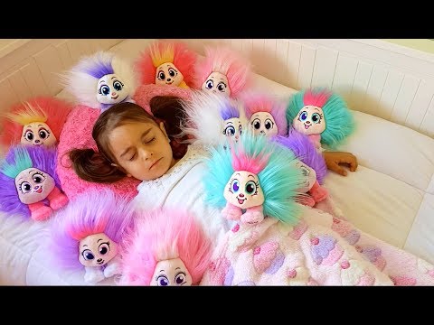 Emily Woken by Playful Shnooks – Hairstyles with Celeste