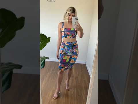 Conjunto Cropped e Saia Midi Azul