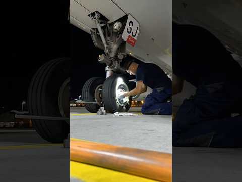 Pourquoi les roues d’un A380 sont petites alors qu’elles encaissent des forces de malade ?