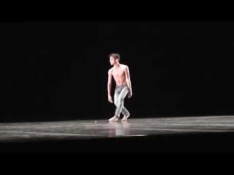 Alessiocoreografoballerinoeducatore