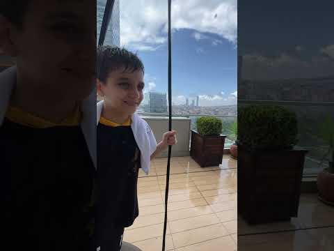 Bunu mutlaka #yap #Yağmur yağarken #salıncakta #sallanmak! #keşfet #shorts #funny #youtubeshorts