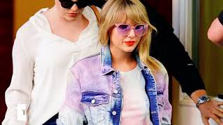 Taylor Swift Caught Placed Her Knee Around Travis Kelce's Head in NYC 14th August 2025