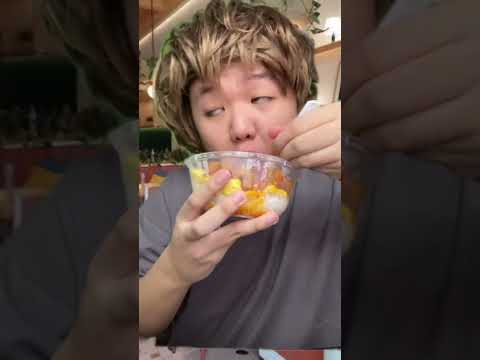 GUE WAKTU MAKAN SAMA TEMEN TAPI DIA DOA DULU