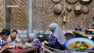 Masak sederhana di desa, terong dan Pete di masak seperti ini enak banget, masakan desa
