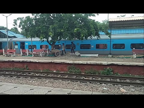 12055 Janshatabdi Express (New Delhi - Dehradun)