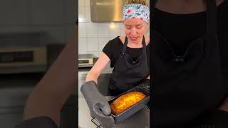 Saftiger Orangenkuchen