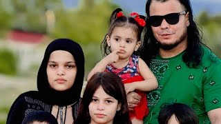 احبكم اصدقائي