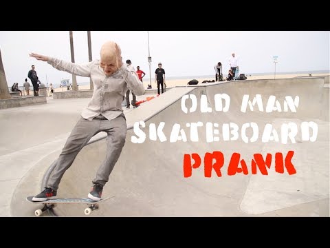 Scare Man skateboarding PRANK-Julien Magic