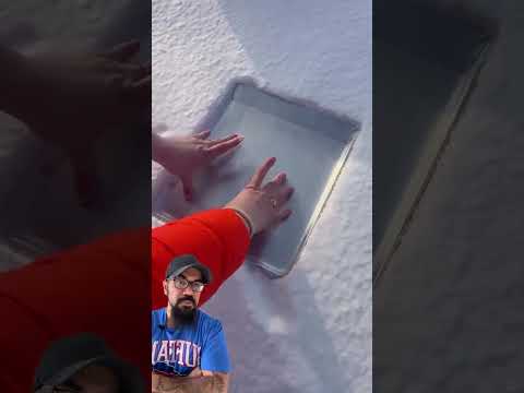 (Credit: lioness78056 on IG) #snow #icecream #winter #dessert #trend