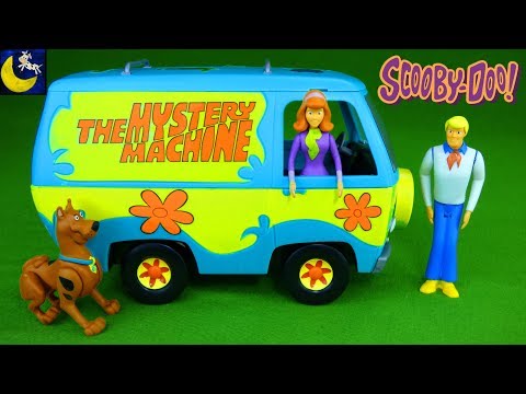 Scooby Doo The Mystery Machine Revell Build and Play Snap Tite Model Kit Scooby Daphne & Fred Toys!