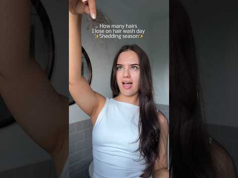 Hair shedding is normal, no need to panic💆🏻‍♀️ #hairtips #hairloss #hairshedding #damagedhair