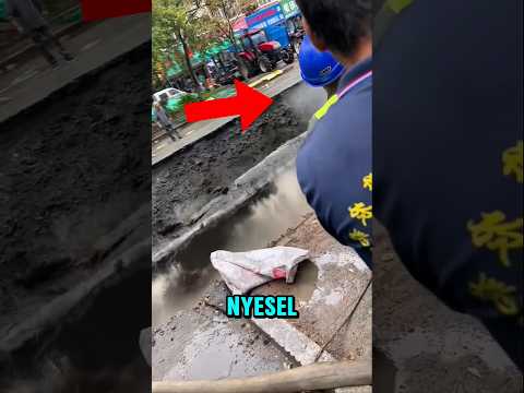 ASPALNYA LONGSOR ⁉️ #videoviral #faktaunik #faktamenarik